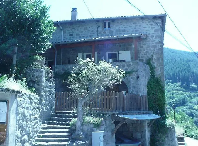 L Echappee Belle