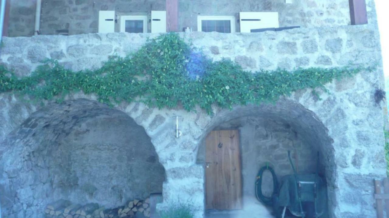 L Echappee Belle Holiday home Laviolle