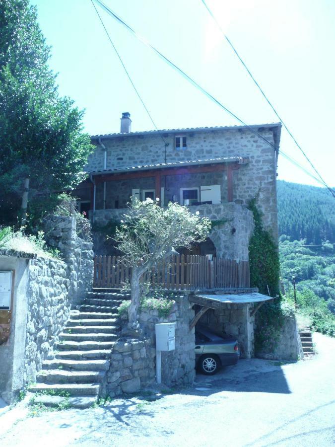 L Echappee Belle *